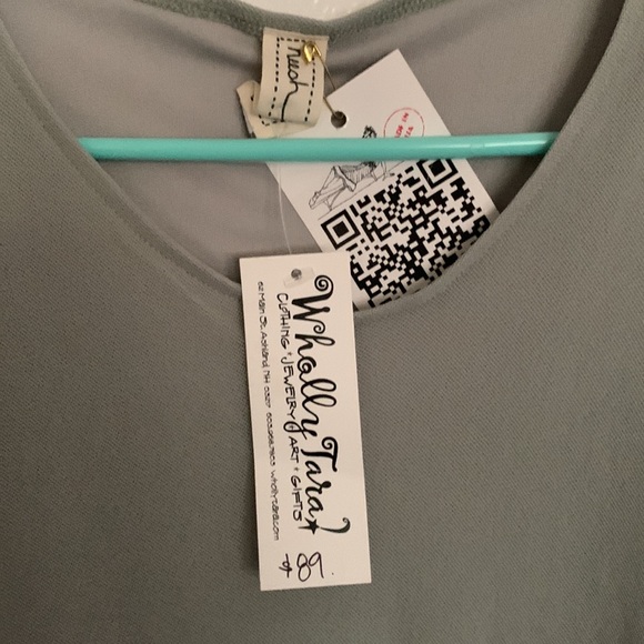 Fine mesh sleeved tunic by an Neesh.NWT - Picture 7 of 7